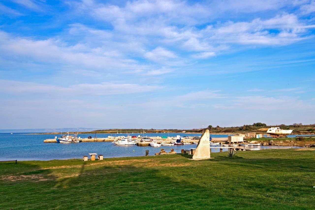 Holiday Home M1 & M2 Πούλα Εξωτερικό φωτογραφία