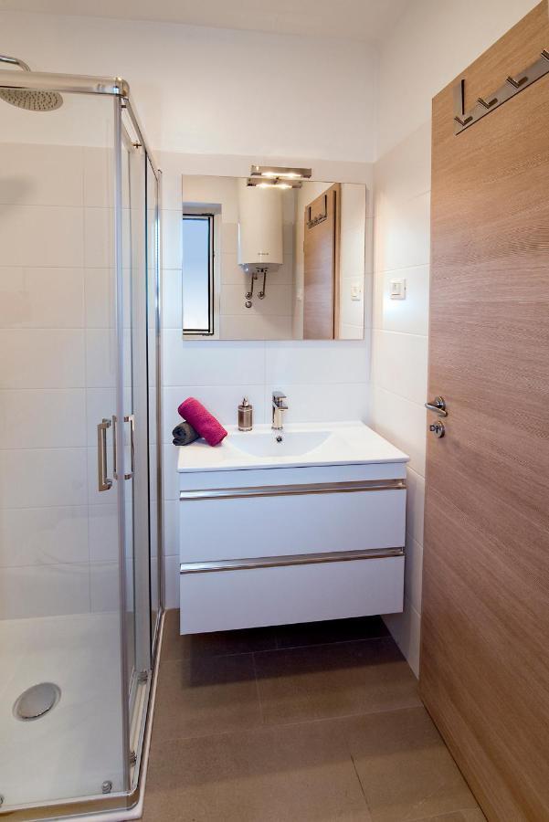 Holiday Home M1 & M2 Πούλα Δωμάτιο φωτογραφία